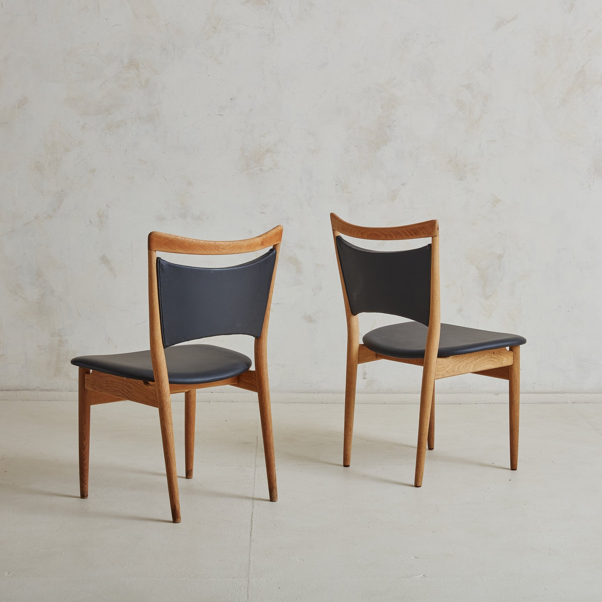 Finn Juhl SW86 Dining Chair | South Loop Loft