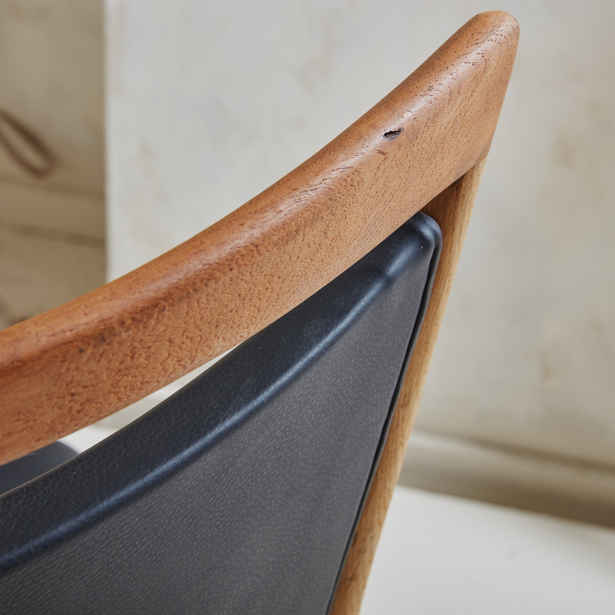 SW86' Black Vinyl + Oak Dining Chair by Finn Juhl for Søren Willadsen