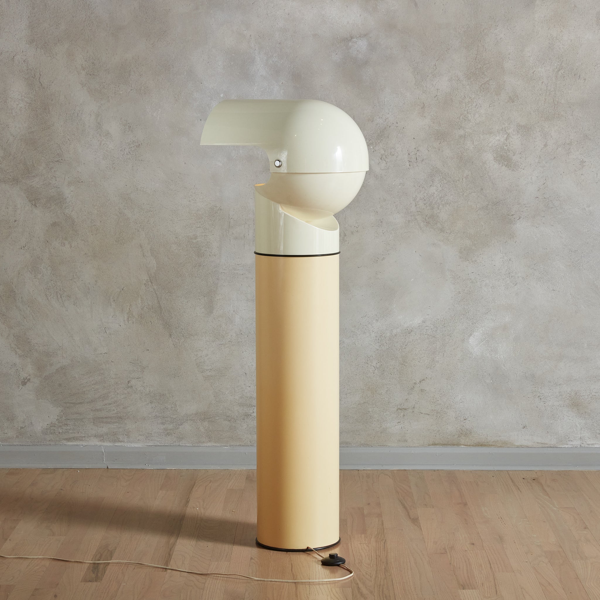 アルテミデ ARTEMIDE PILEO ピレオGae Aulenti Gae Aulenti Pileo Floor Lamp for Artemide | South Loop Loft