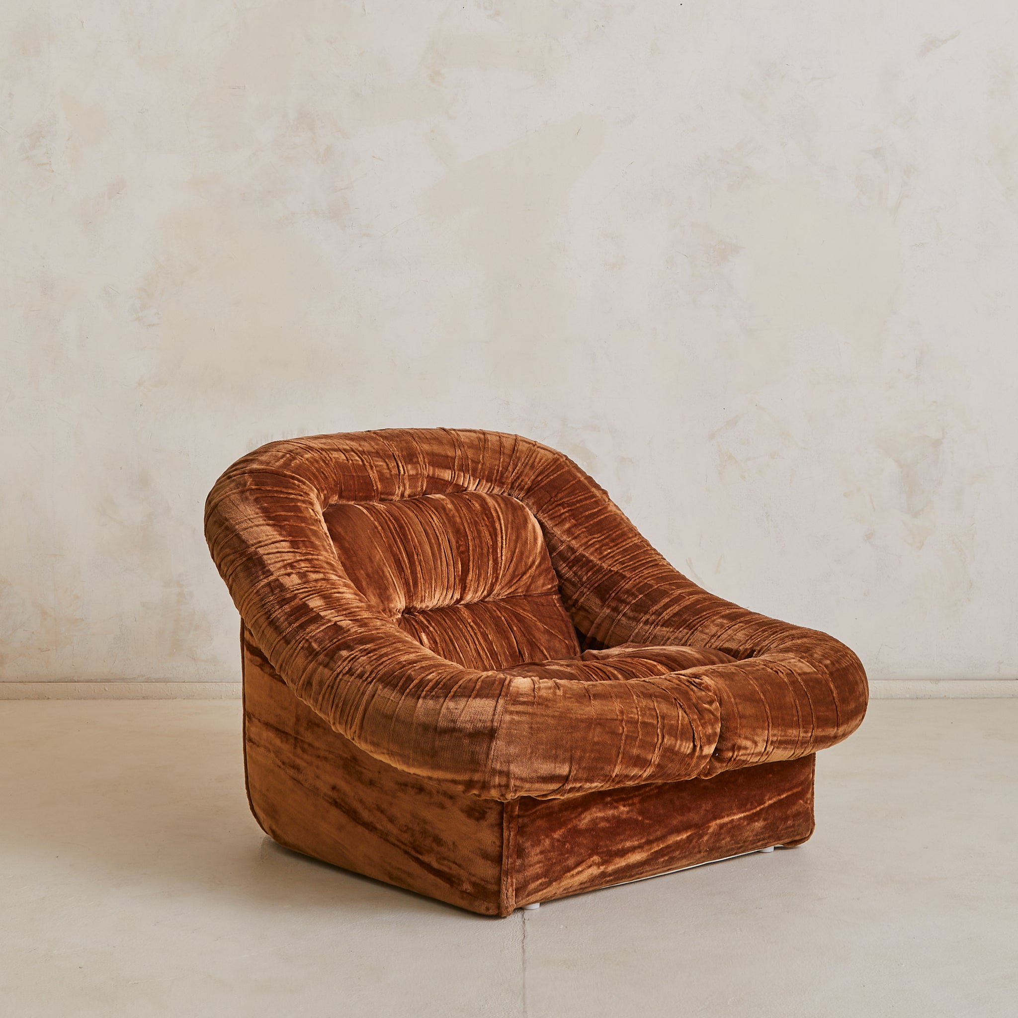 Italian Pleated Velvet Lounge Chair in the Manner of De Pas, D'Urbino