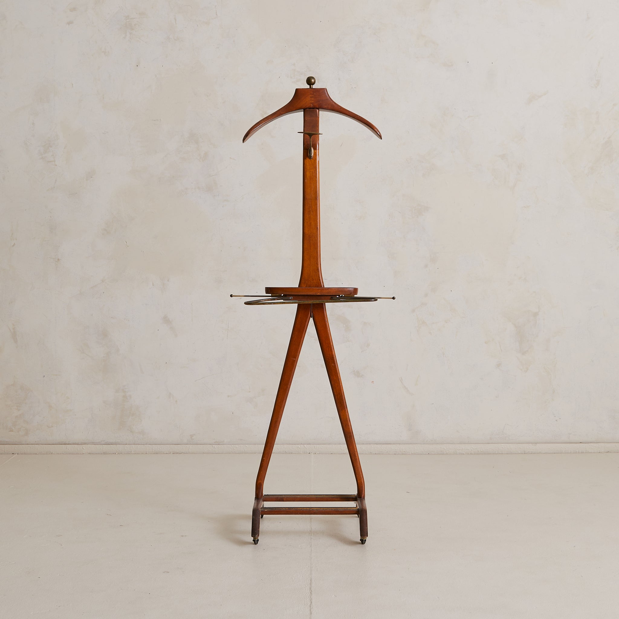 Italian Wood Valet Stand on Casters Attributed to Ico Parisi for Frate