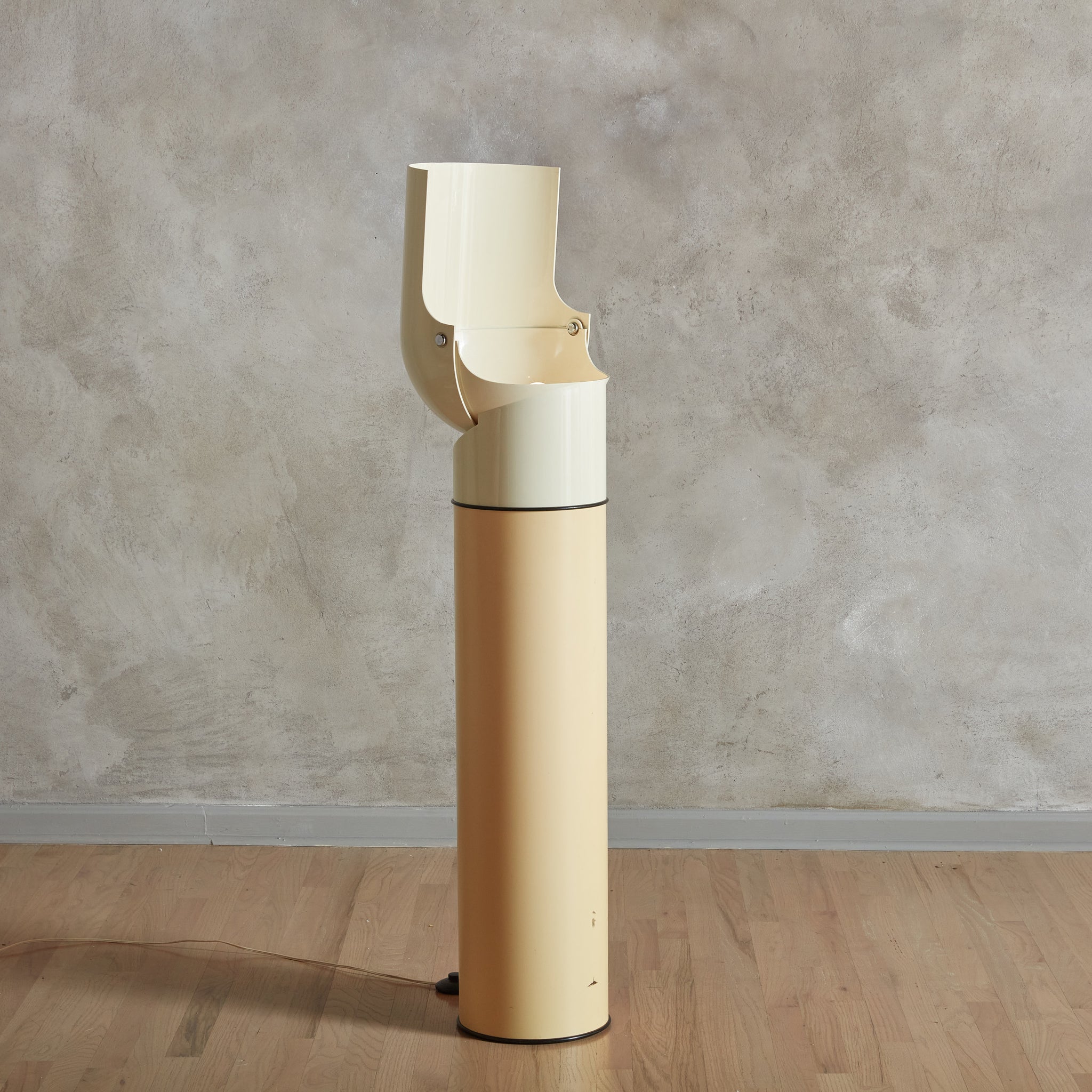 Gae Aulenti Pileo Floor Lamp for Artemide | South Loop Loft