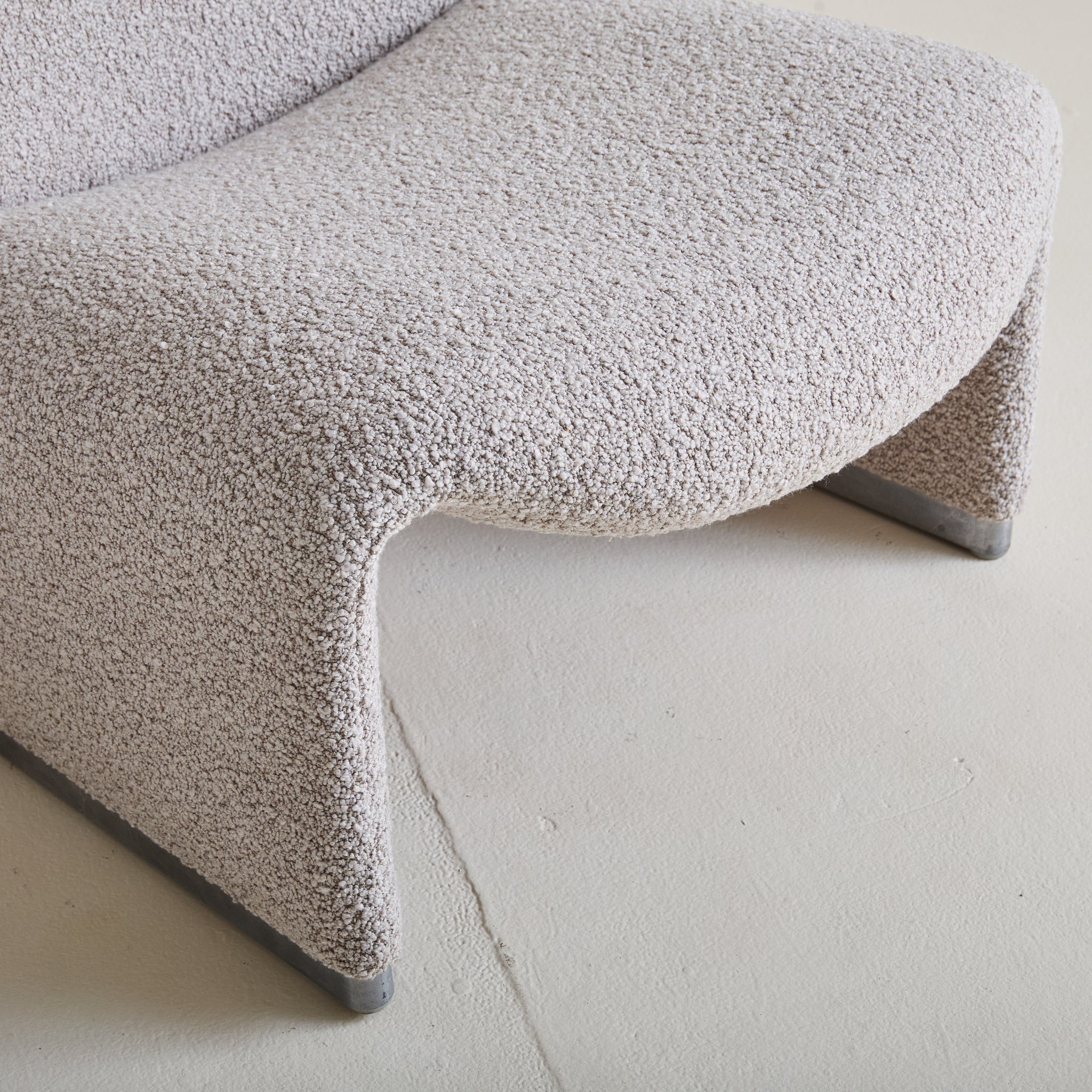 Italian 'Alky' Chair in Gray Boucle by Giancarlo PIretti for Italian 'Alky' Chair in Gray Boucle by Giancarlo PIretti for